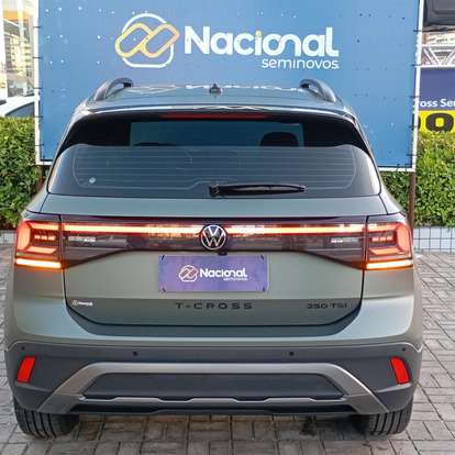 VOLKSWAGEN-T-CROSS-2024