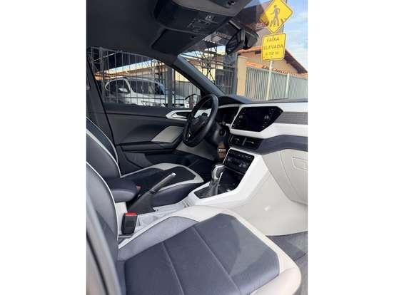 VOLKSWAGEN-T-CROSS-1.4 250 TSI TOTAL FLEX HIGHLINE AUTOMÁTICO VOLKSWAGEN-T-CROSS-2019
