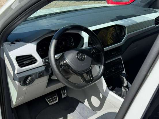 VOLKSWAGEN-T-CROSS-1.4 250 TSI TOTAL FLEX HIGHLINE AUTOMÁTICO VOLKSWAGEN-T-CROSS-2021