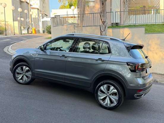 VOLKSWAGEN-T-CROSS-1.4 250 TSI TOTAL FLEX HIGHLINE AUTOMÁTICO VOLKSWAGEN-T-CROSS-2020