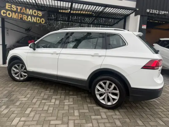 VOLKSWAGEN-TIGUAN-2019