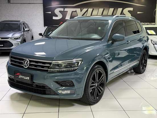 VOLKSWAGEN-TIGUAN-2018