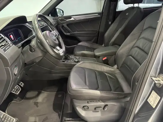 VOLKSWAGEN-TIGUAN-2020