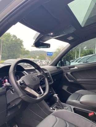 VOLKSWAGEN-TIGUAN-2023