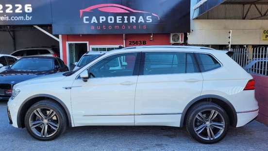 VOLKSWAGEN-TIGUAN-2019