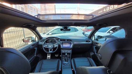 VOLKSWAGEN-TIGUAN-2019