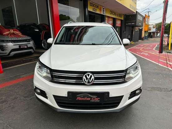 VOLKSWAGEN-TIGUAN-2012