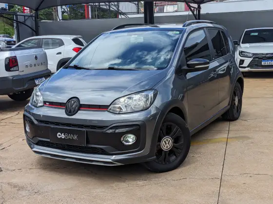 VOLKSWAGEN UP 1.0 170 TSI TOTAL FLEX XTREME 4P MANUAL