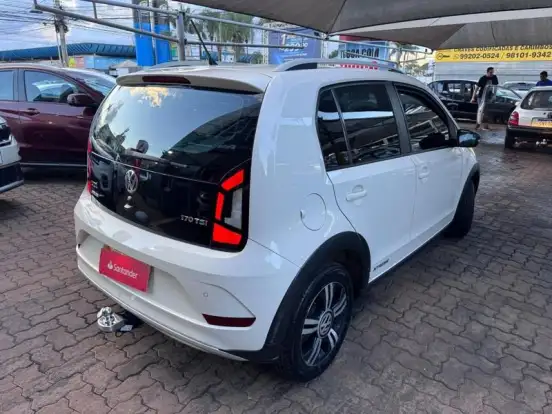 VOLKSWAGEN-UP-2019