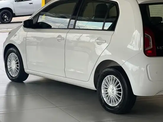 VOLKSWAGEN-UP-1.0 MPI MOVE UP 12V FLEX 4P MANUAL VOLKSWAGEN-UP-2016