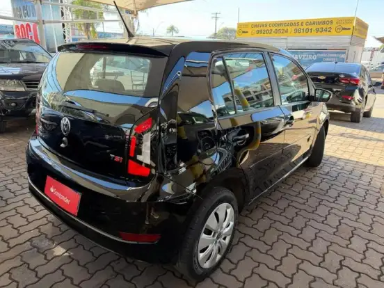 VOLKSWAGEN-UP-2019