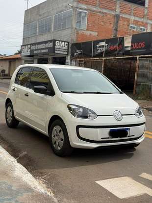 VOLKSWAGEN-UP-2014