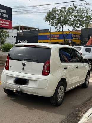 VOLKSWAGEN-UP-2014