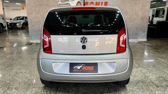 VOLKSWAGEN-UP-2015