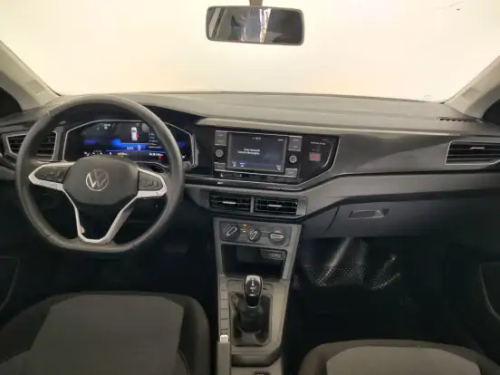 VOLKSWAGEN-VIRTUS-2024