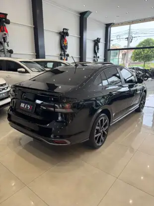 VOLKSWAGEN-VIRTUS-2024