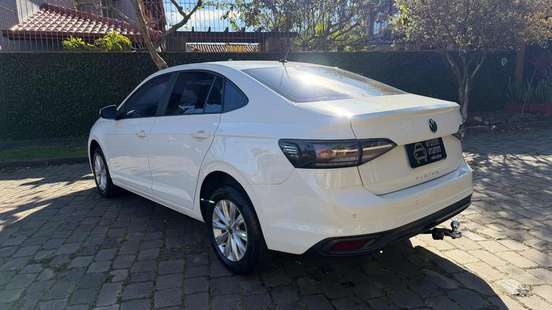 VOLKSWAGEN-VIRTUS-2023