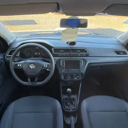 VOLKSWAGEN-VOYAGE-2021