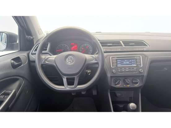 VOLKSWAGEN-VOYAGE-2022