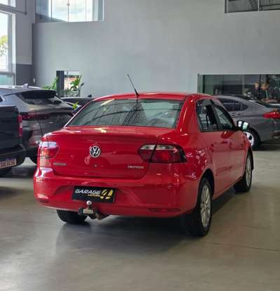VOLKSWAGEN-VOYAGE-2014
