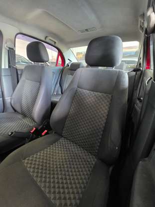 VOLKSWAGEN-VOYAGE-2014