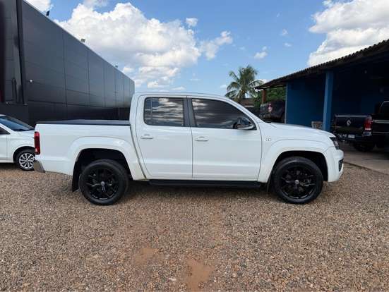 VOLKSWAGEN-AMAROK-2019