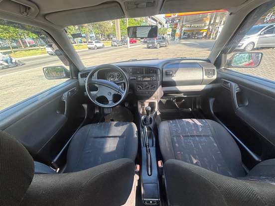 VOLKSWAGEN-GOLF-1.8 MI GL 8V GASOLINA 4P MANUAL VOLKSWAGEN-GOLF-1995
