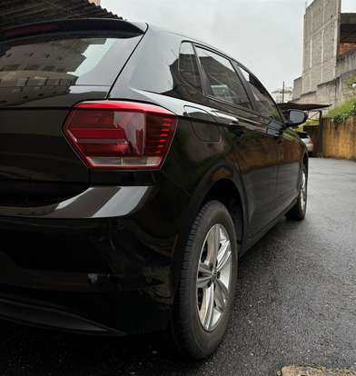 VOLKSWAGEN-POLO-2019