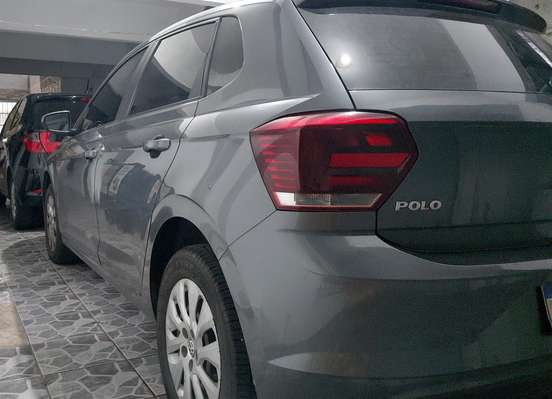 VOLKSWAGEN-POLO-2020