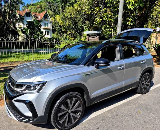 VOLKSWAGEN TAOS 1.4 250 TSI TOTAL FLEX HIGHLINE AUTOMÁTICO