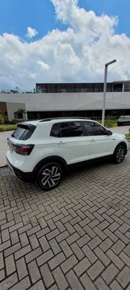 VOLKSWAGEN T-CROSS 1.0 200 TSI TOTAL FLEX COMFORTLINE AUTOMÁTICO