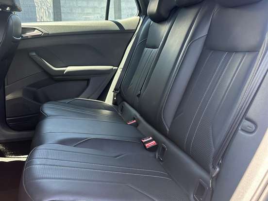 VOLKSWAGEN-T-CROSS-1.4 250 TSI TOTAL FLEX HIGHLINE AUTOMÁTICO VOLKSWAGEN-T-CROSS-2025