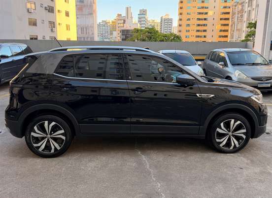 VOLKSWAGEN-T-CROSS-2019