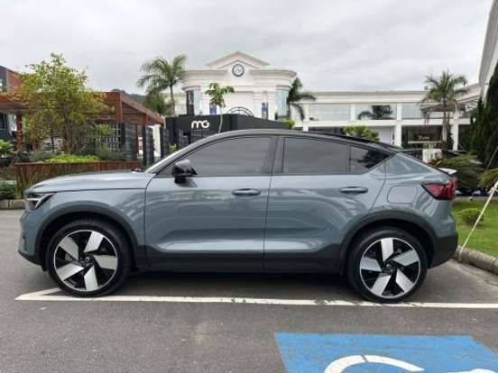 VOLVO-C40-P8 RECHARGE PURE ELECTRIC AWD VOLVO-C40-2021