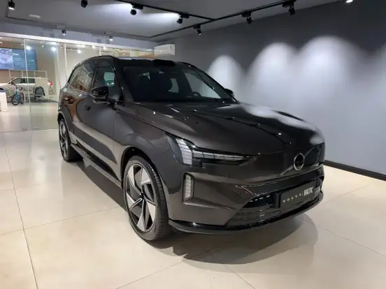 VOLVO-EX90-P8 RECHARGE TWIN ELECTRIC PERFORMANCE ULTRA AWD VOLVO-EX90-2025