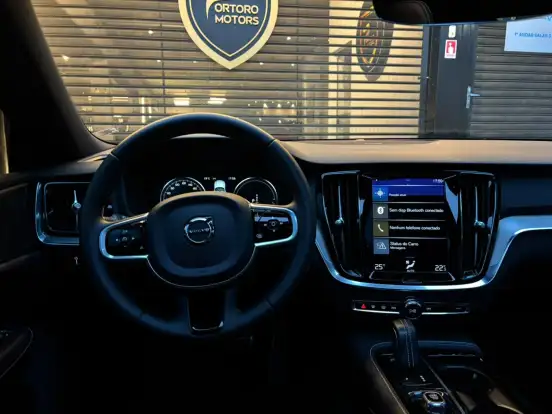 VOLVO-S60-2.0 T8 RECHARGE R-DESIGN AWD GEARTRONIC VOLVO-S60-2021
