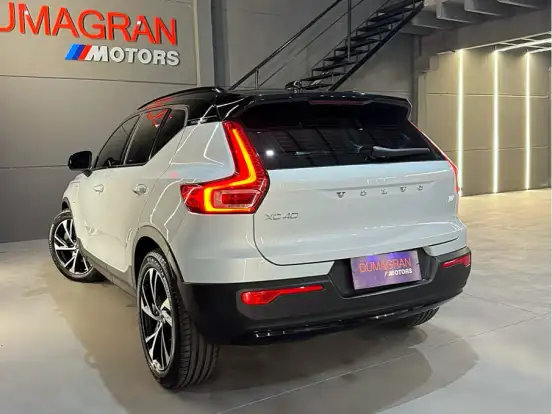 VOLVO-XC40-1.5 T5 RECHARGE R-DESIGN GEARTRONIC VOLVO-XC40-2021