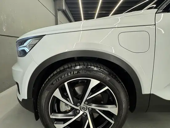 VOLVO-XC40-1.5 T5 RECHARGE R-DESIGN GEARTRONIC VOLVO-XC40-2021