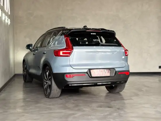 VOLVO-XC40-1.5 T5 RECHARGE R-DESIGN GEARTRONIC VOLVO-XC40-2021