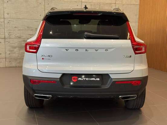 VOLVO-XC40-1.5 T5 RECHARGE R-DESIGN GEARTRONIC VOLVO-XC40-2020