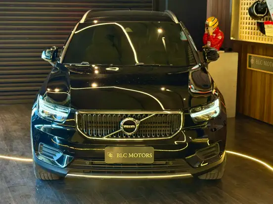 VOLVO-XC40-2.0 T5 GASOLINA MOMENTUM AWD GEARTRONIC VOLVO-XC40-2019