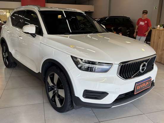 VOLVO-XC40-2.0 T5 GASOLINA MOMENTUM AWD GEARTRONIC VOLVO-XC40-2018