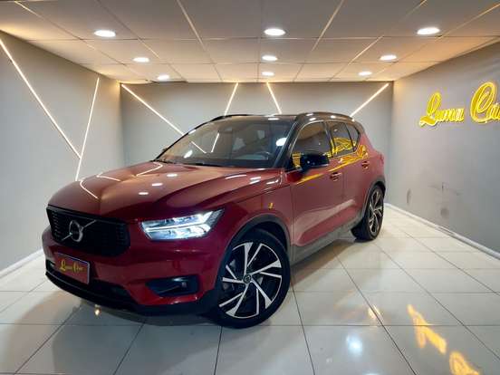 VOLVO-XC40-2019