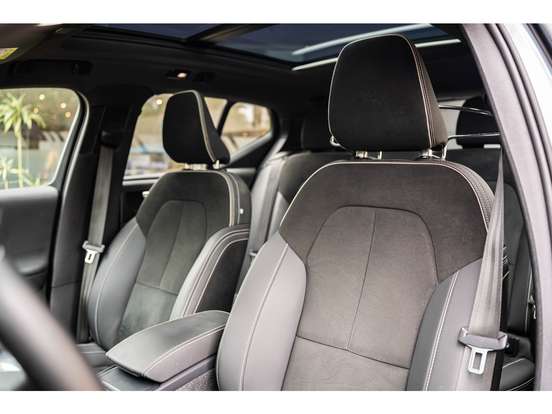 VOLVO-XC40-P8 RECHARGE TWIN ELECTRIC ULTIMATE AWD VOLVO-XC40-2022