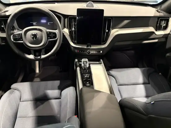 VOLVO-XC60-2.0 T8 PHEV ULTRA DARK AWD GEARTRONIC VOLVO-XC60-2025