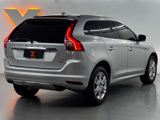 VOLVO-XC60-2.0 T5 DYNAMIC FWD TURBO GASOLINA 4P AUTOMÁTICO VOLVO-XC60-2015