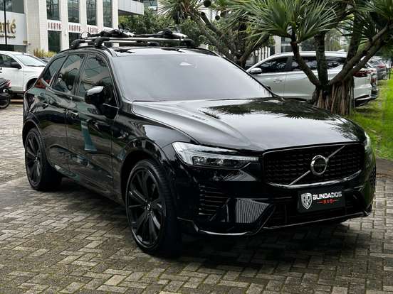 VOLVO-XC60-2022