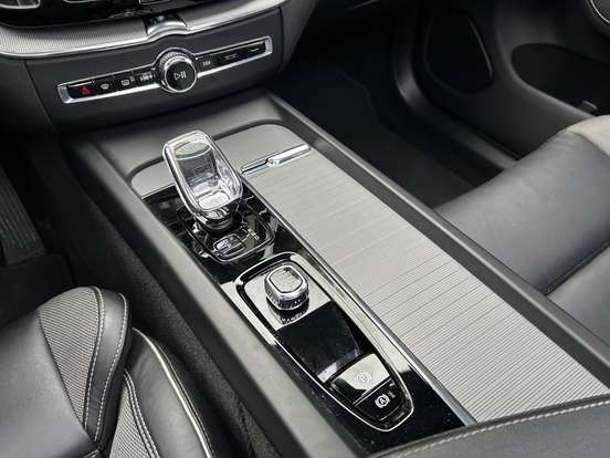 VOLVO-XC60-2.0 T8 RECHARGE ULTIMATE DARK AWD GEARTRONIC VOLVO-XC60-2022