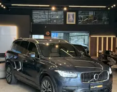 VOLVO XC90 2.0 T8 HYBRID MOMENTUM AWD GEARTRONIC VOLVO XC90 2.0 T8 HYBRID MOMENTUM AWD GEARTRONIC