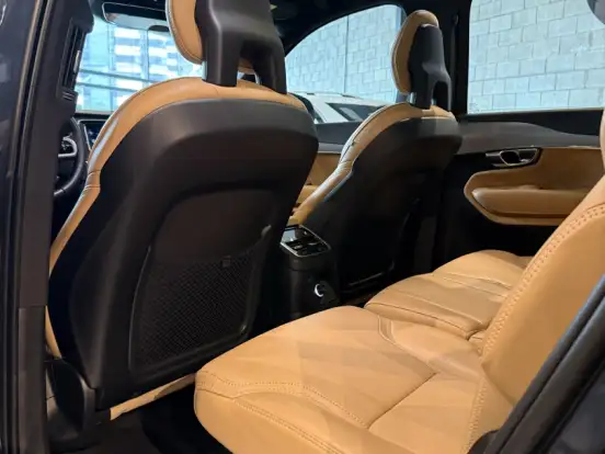VOLVO-XC90-2.0 T8 HYBRID MOMENTUM AWD GEARTRONIC VOLVO-XC90-2020